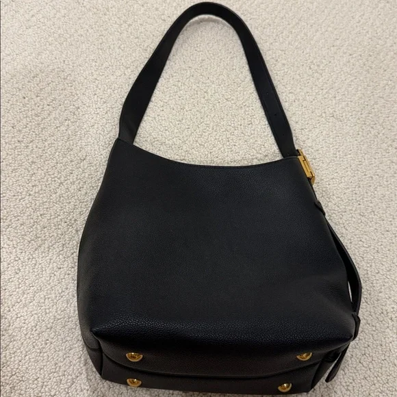 Black low key hobo LV - Picture 4 of 16